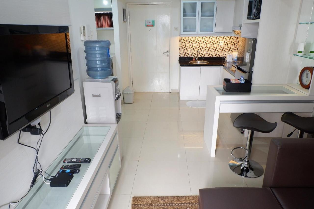 Homey 1Br At The Wave Near Epicentrum Kuningan By Travelio Джакарта Екстер'єр фото